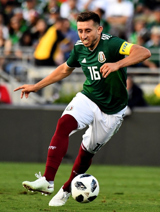 Mexico National Team's Hector Herrera controls the ball against Wales in the second half of a international soccer match at the Rose Bowl in Pasadena, Calif., on Monday, May 28, 2018. The game ended in a 0-0 tie. (Photo by Keith Birmingham, Pasadena Star-News/SCNG)